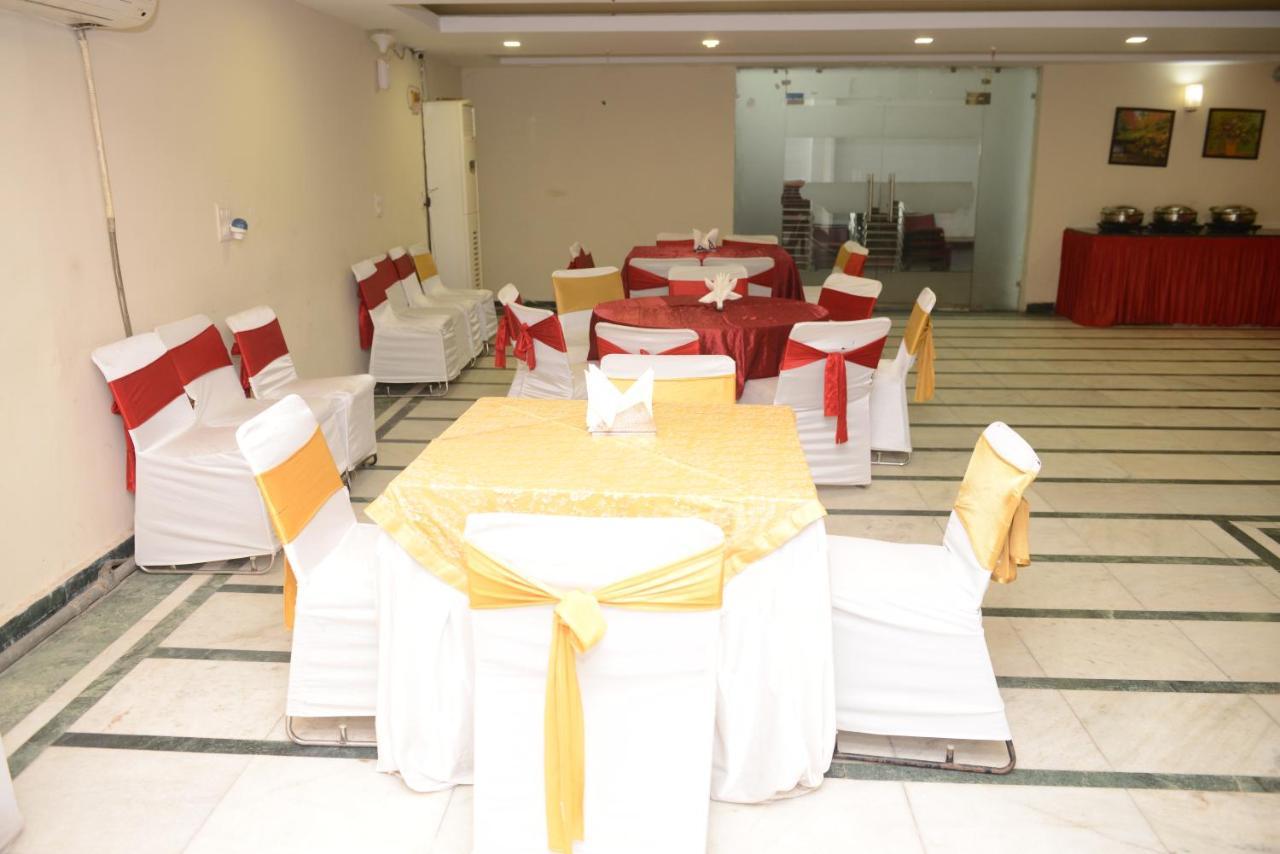 Hotel Balsons Continental New Delhi Eksteriør billede
