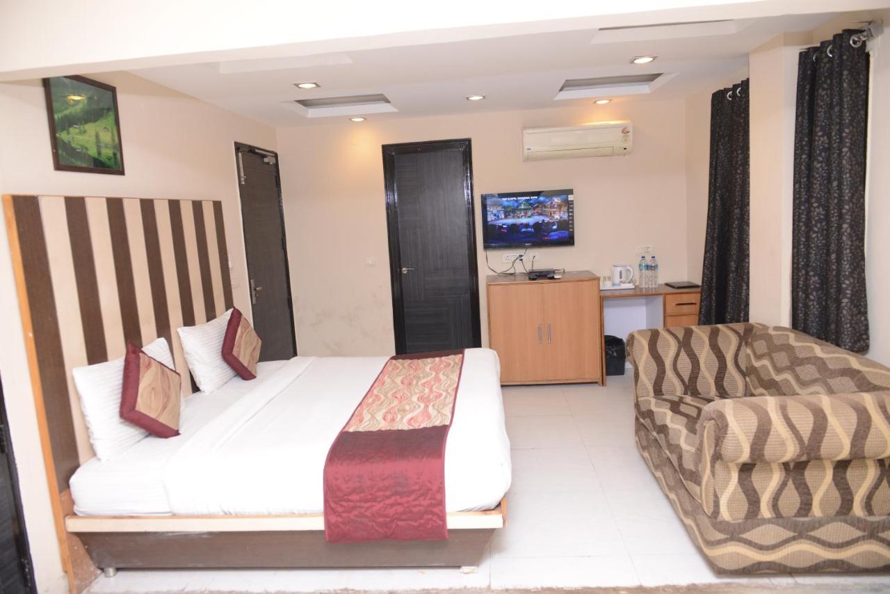 Hotel Balsons Continental New Delhi Eksteriør billede